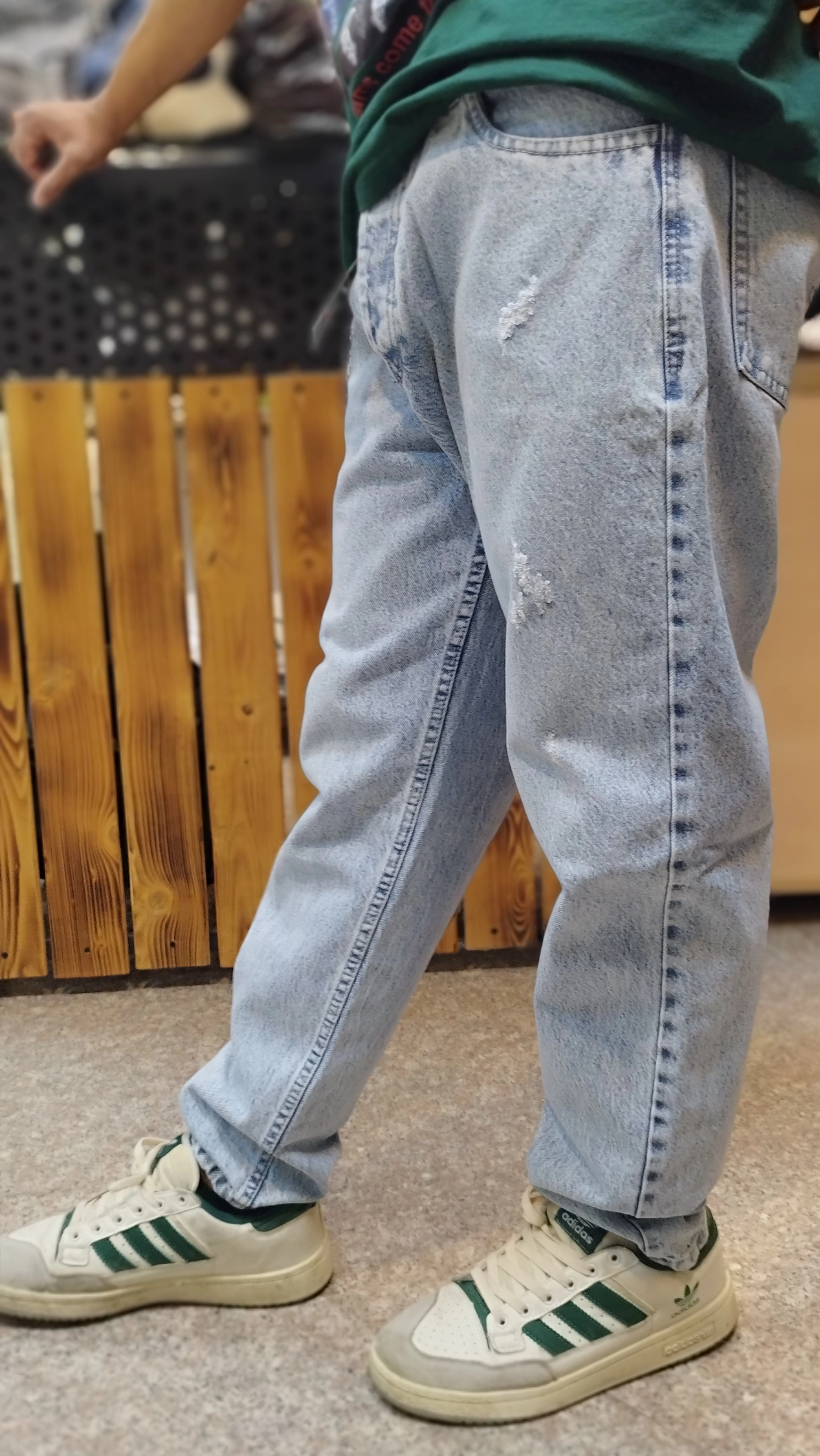 Men's mom fit pants